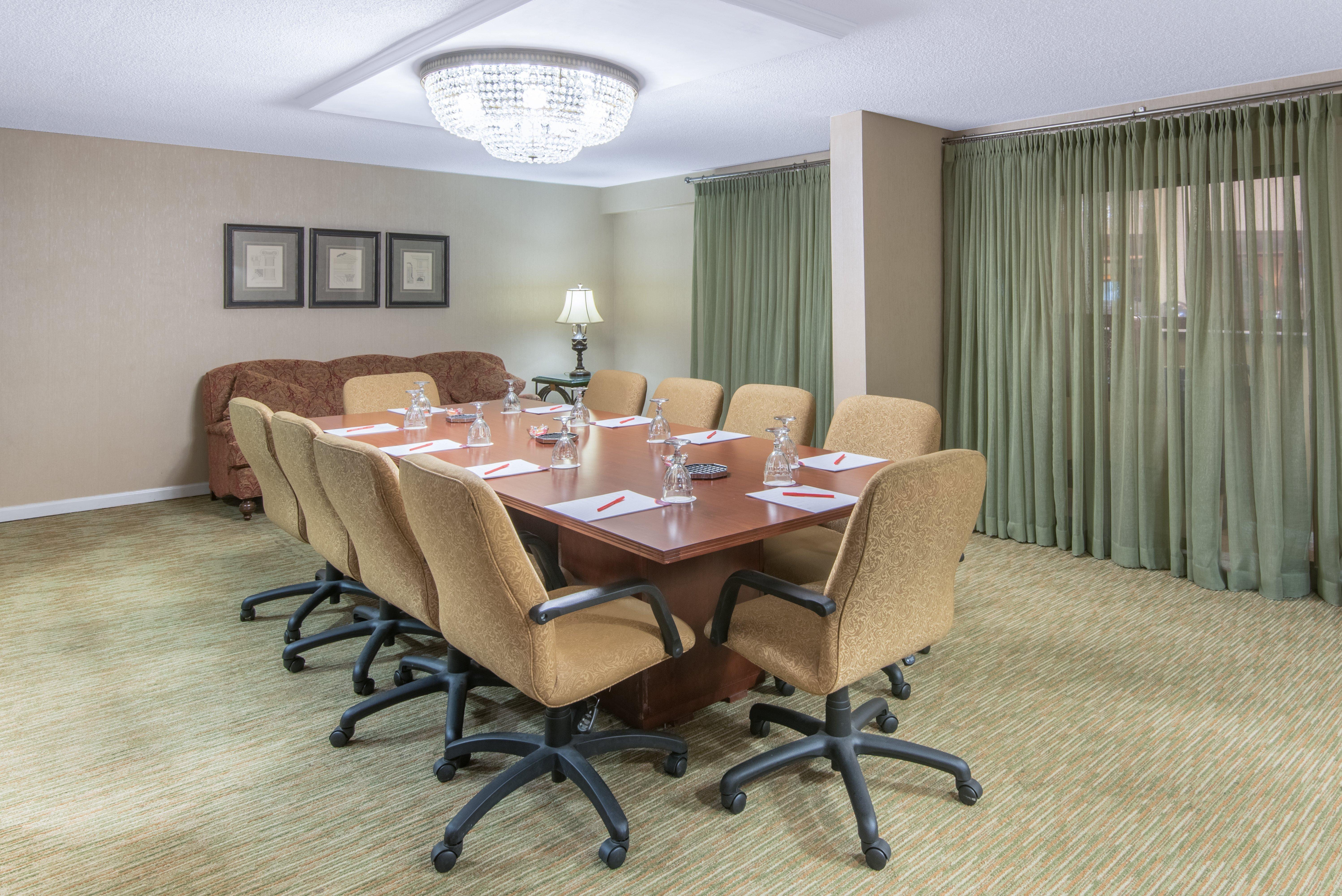 Crowne Plaza Hotel Hickory By Ihg Luaran gambar