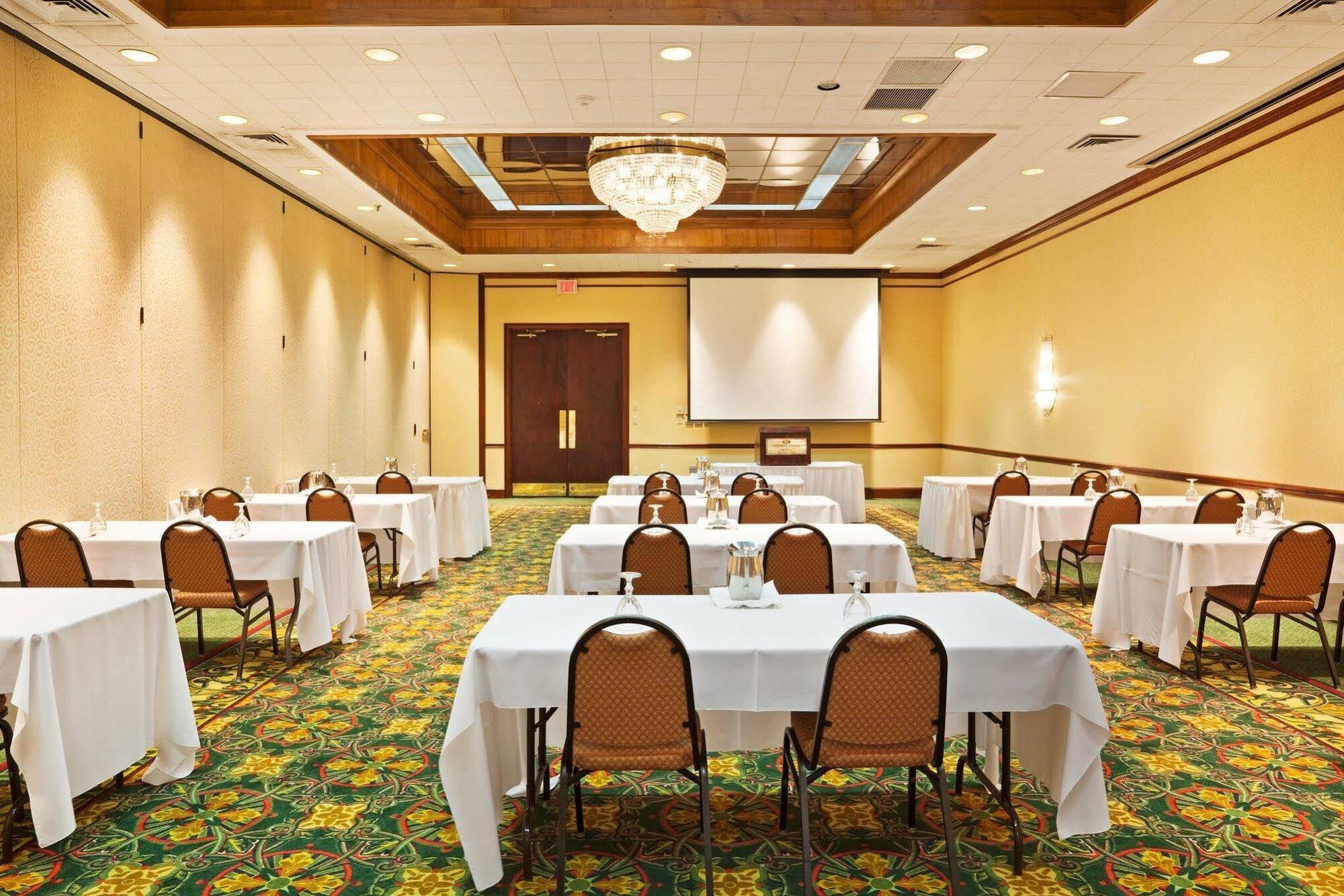 Crowne Plaza Hotel Hickory By Ihg Luaran gambar